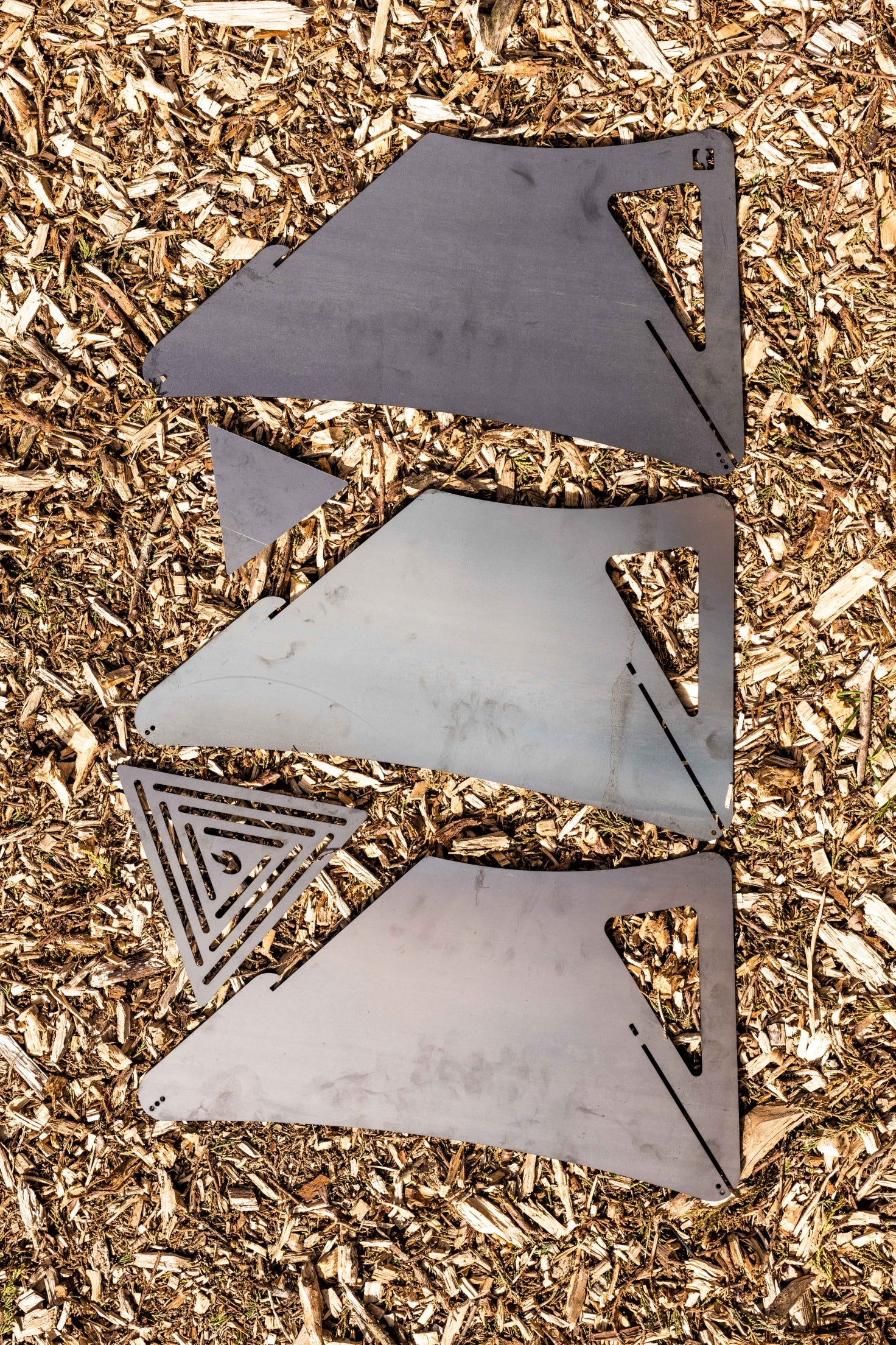 Arada Delta Fire Pit Small - Image 10