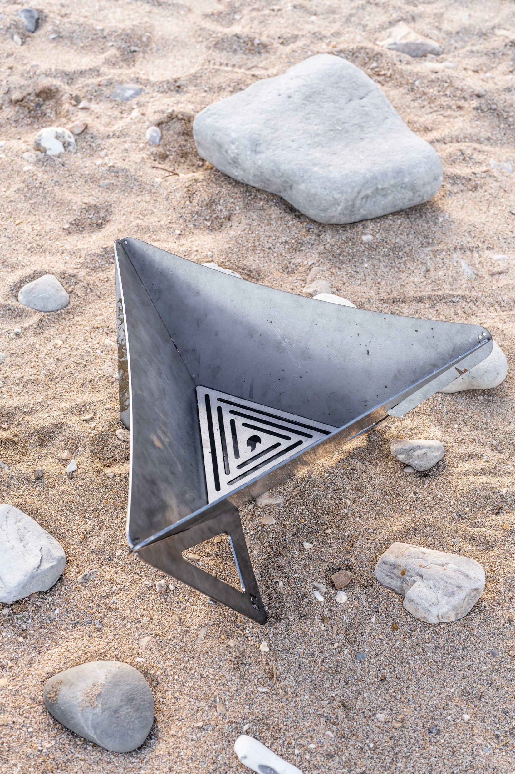 Arada Delta Fire Pit Small - Image 5