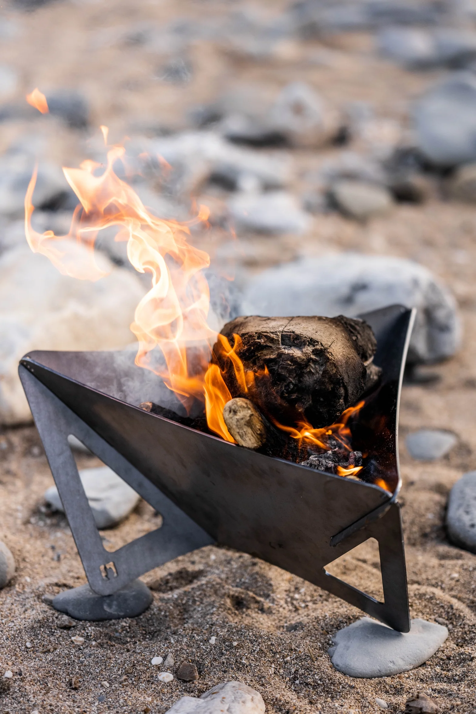 Arada Delta Fire Pit Small - Image 6