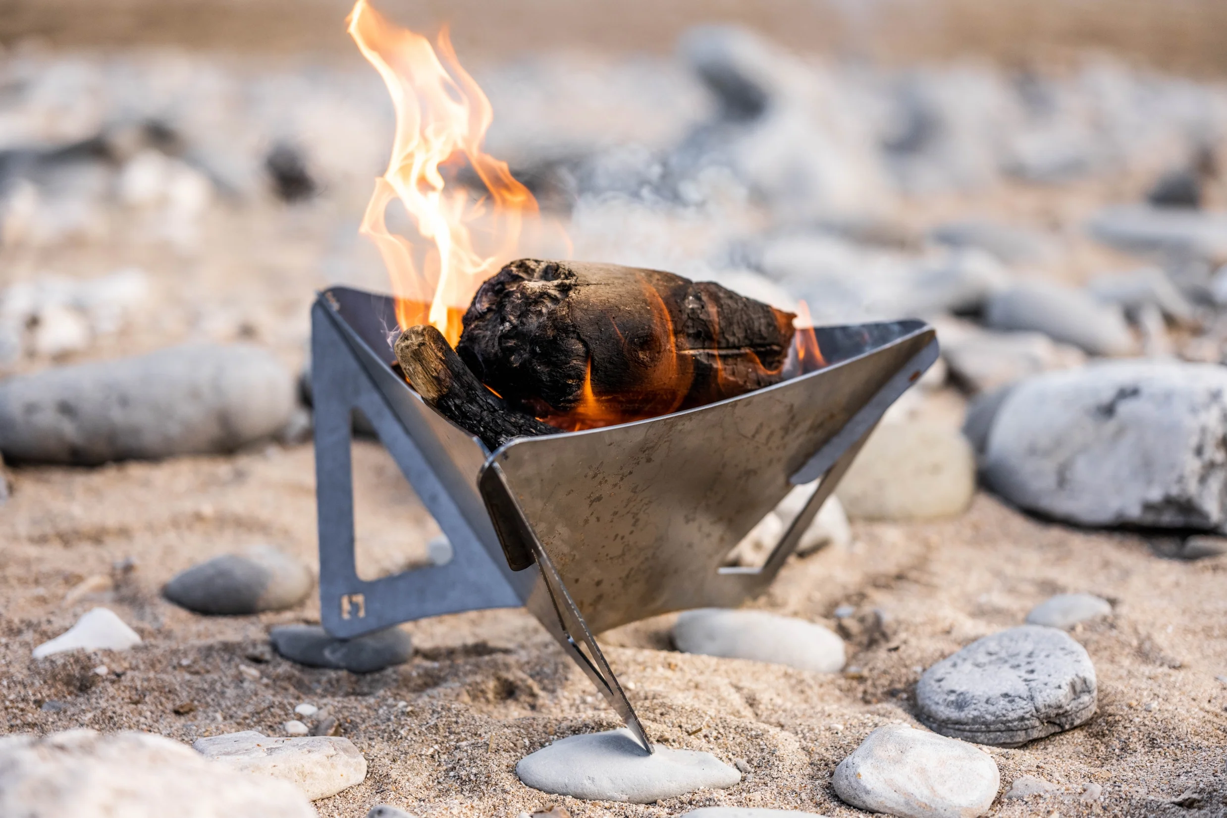 Arada Delta Fire Pit Small - Image 7