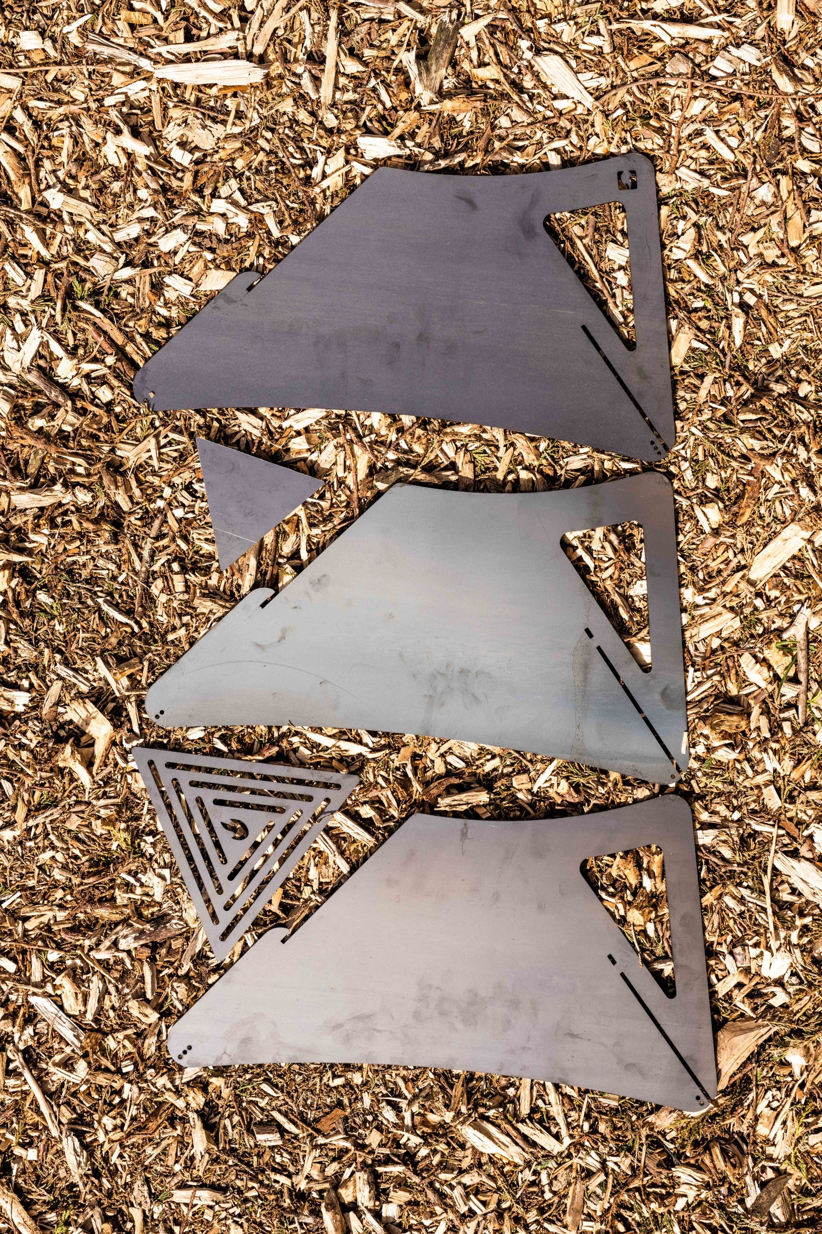 Arada Delta Fire Pit Small - Image 8
